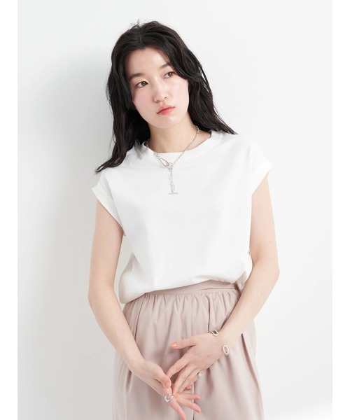 earth music&ecology(アースミュージックアンドエコロジー)の「レンチングEVスリーブレスプルオーバー(Tシャツ/カットソー・レディース・オフホワイト/ブラック/ベージュ/グリーン・S/M)」の6枚目の写真