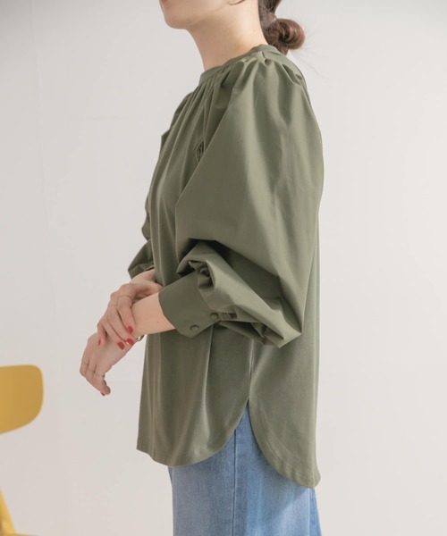 ITEMS URBANRESEARCH（アイテムズ アーバンリサーチ）の「ソデフハクTシャツ（Tシャツ/カットソー・レディース・チャコールグレー/オフホワイト/カーキ・FREE）」の8枚目の写真