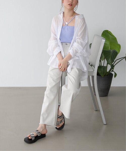 RAY CASSIN（レイカズン）の「S/M展開 裾フリンジゆるデニム（その他パンツ・レディース・ワンウォッシュ/ブルー/ベージュ・SMALL/MEDIUM）」の2枚目の写真