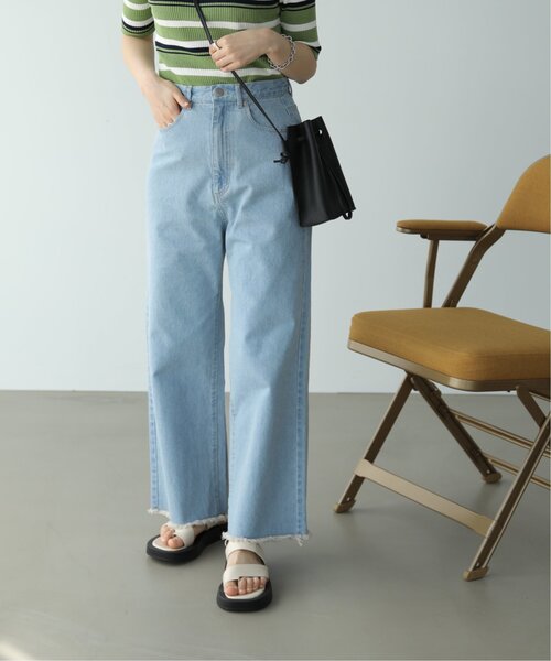 RAY CASSIN（レイカズン）の「S/M展開 裾フリンジゆるデニム（その他パンツ・レディース・ワンウォッシュ/ブルー/ベージュ・SMALL/MEDIUM）」の3枚目の写真