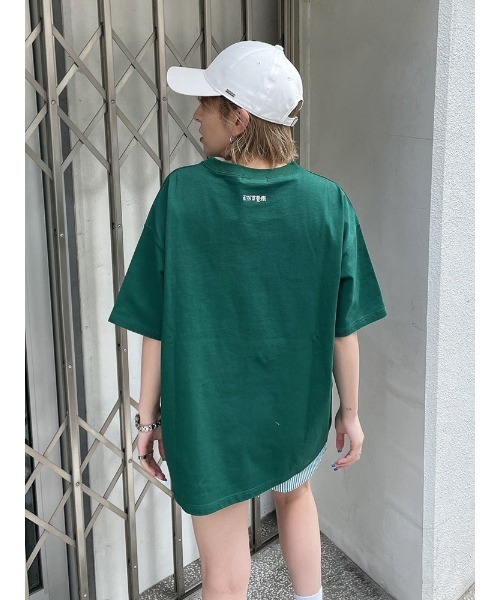 ENVYM（アンビー）の「Ｅ ｌｏｇｏ ｂｉｇ ｔｅｅ（Tシャツ/カットソー・レディース・ホワイト/ブラック/ベージュ/ピンク/グリーン・FREE）」の6枚目の写真