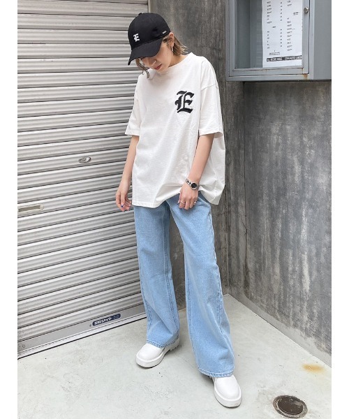ENVYM（アンビー）の「Ｅ ｌｏｇｏ ｂｉｇ ｔｅｅ（Tシャツ/カットソー・レディース・ホワイト/ブラック/ベージュ/ピンク/グリーン・FREE）」の12枚目の写真