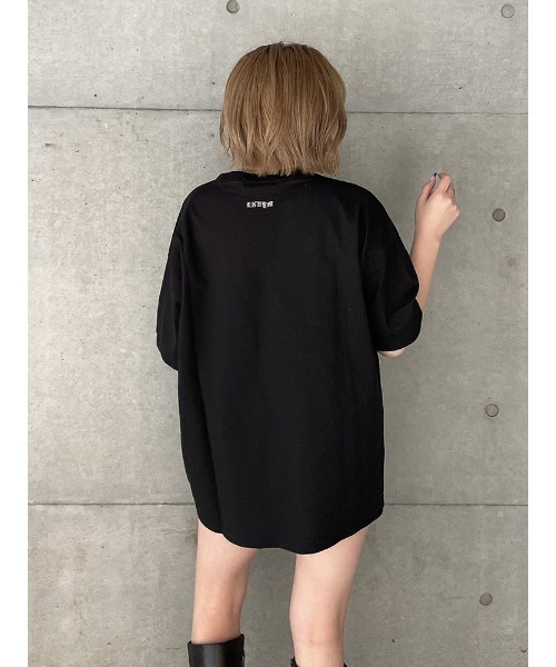 ENVYM（アンビー）の「Ｅ ｌｏｇｏ ｂｉｇ ｔｅｅ（Tシャツ/カットソー・レディース・ホワイト/ブラック/ベージュ/ピンク/グリーン・FREE）」の21枚目の写真