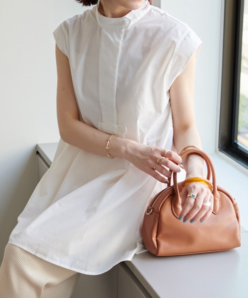 DISCOAT（ディスコート）の「【WEB限定】スタンドカラー切り替えチュニック（シャツ/ブラウス・レディース・オフホワイト/ブラック/パープル・FREE）」の2枚目の写真