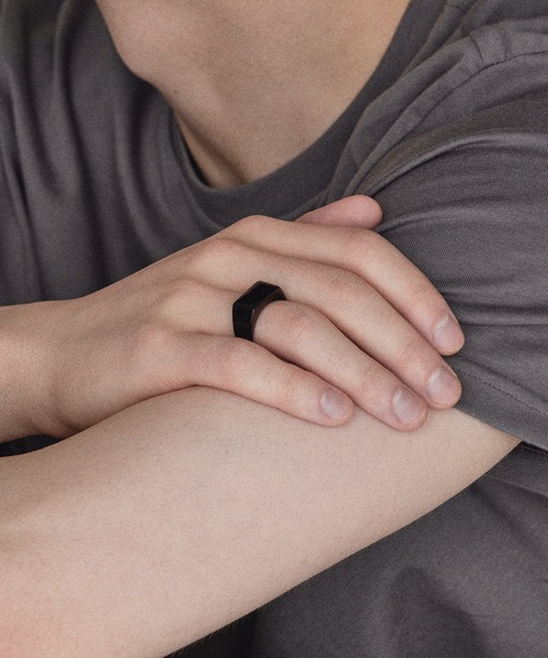 HYPE（ハイプ）の「【HYPE】ハイプ/ スクエアリング（リング・メンズ・ブラック/シルバー/ゴールド/その他・#18/#20/#16）」の19枚目の写真