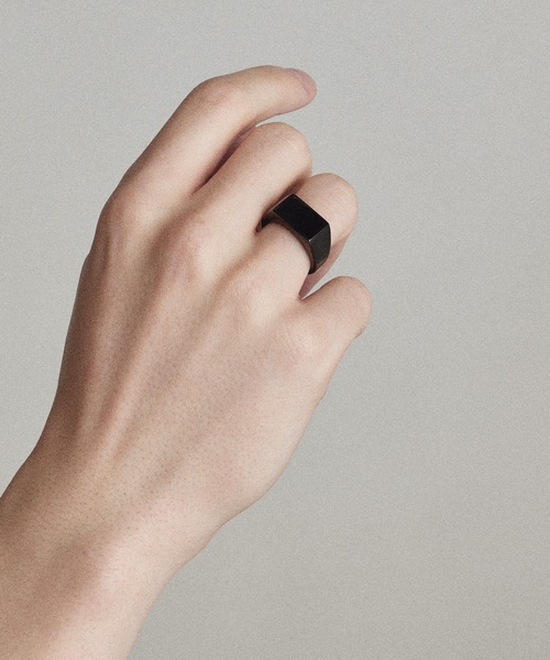 HYPE（ハイプ）の「【HYPE】ハイプ/ スクエアリング（リング・メンズ・ブラック/シルバー/ゴールド/その他・#18/#20/#16）」の14枚目の写真