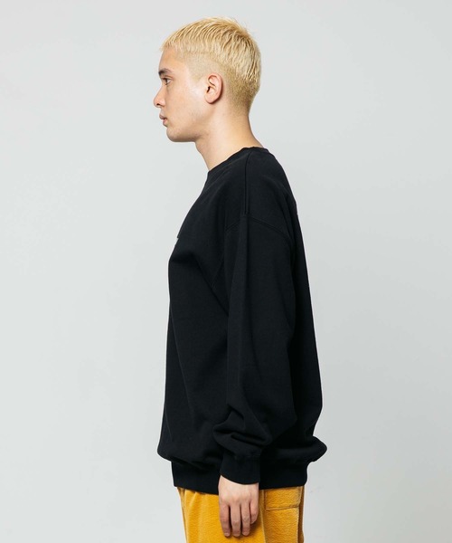 XLARGE（エクストララージ）の「TWO TONE BACKSIDE OG CREWNECK