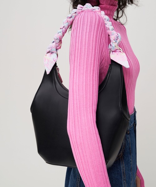 CHARLES&KEITH ユラニ　スカーフラップホーボーバッグ セール】ユラニ スカーフラップホーボーバッグ / Ulani Scarf