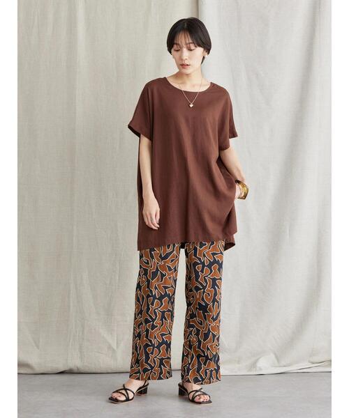 AMERICAN HOLIC（アメリカンホリック）の「リネンブレンドバックVチュニック（Tシャツ/カットソー・レディース・ブラウン/ブルー・M/L）」の17枚目の写真