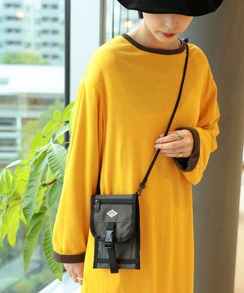 Ray BEAMS（レイビームス）の「【WEB限定】DANTON / フォン ポーチ（メッセンジャーバッグ）」 WEAR