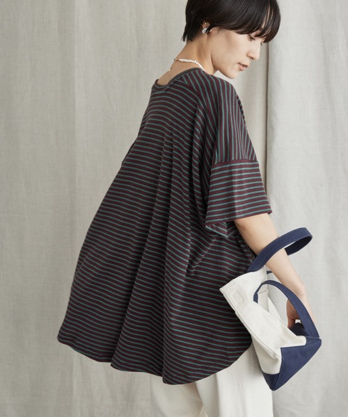 AMERICAN HOLIC（アメリカンホリック）の「バックフレアボーダープルオーバー（Tシャツ/カットソー・レディース・ブラック/ネイビー/ブラウン/ピンク・M/L）」の3枚目の写真