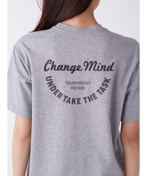 Mila Owen(ミラオーウェン)の「前後グラフィックTシャツ(Tシャツ/カットソー・レディース・ホワイト/ネイビー/グレー・0/1)」の17枚目の写真