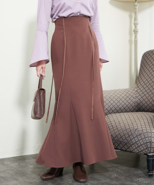 earth music&ecology(アースミュージックアンドエコロジー)の「サテンリボン付きマーメイドスカート(スカート・レディース・ブラック/ブラウン/ピンク系その他2・M/S)」の3枚目の写真