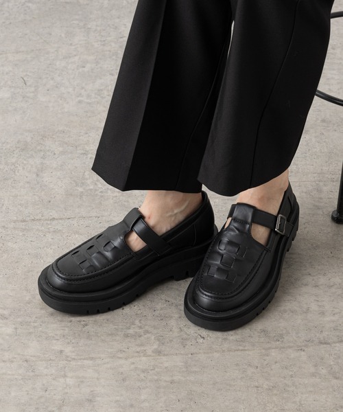 Omekashi(オメカシ)の「グルカストラップローファー(ブーツ・レディース・ブラック・SMALL/MEDIUM/LARGE)」の4枚目の写真