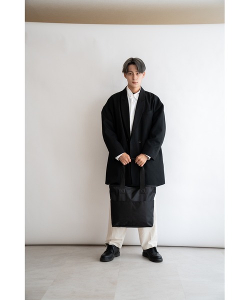 DEVICE+（デバイスプラス）の「DEVICE+ フロントポケット ナイロン トートバッグ 軽量 軽い 通勤（トートバッグ・メンズ・ブラック・FREE）」の14枚目の写真