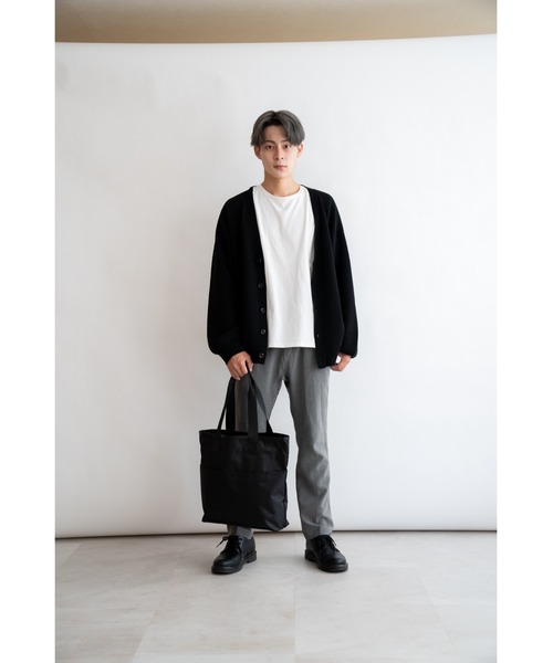 DEVICE+（デバイスプラス）の「DEVICE+ フロントポケット ナイロン トートバッグ 軽量 軽い 通勤（トートバッグ・メンズ・ブラック・FREE）」の6枚目の写真