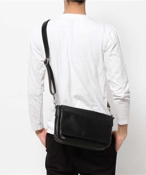 SHIPS（シップス）の「SCO: レザー ショルダーバッグ（ショルダーバッグ・メンズ・ブラック/キャメル/ブラウン・ONE SIZE）」の13枚目の写真