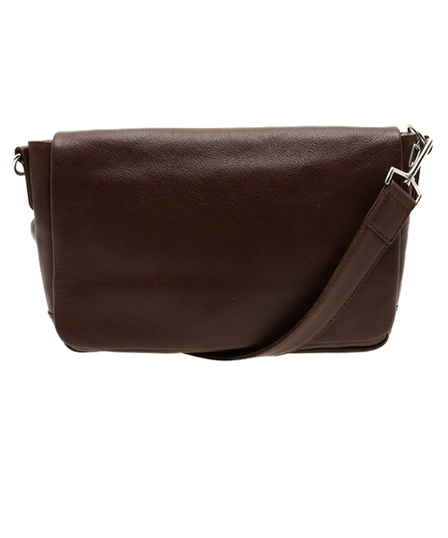 SHIPS（シップス）の「SCO: レザー ショルダーバッグ（ショルダーバッグ・メンズ・ブラック/キャメル/ブラウン・ONE SIZE）」の15枚目の写真