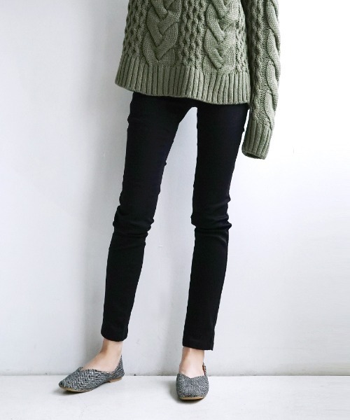 zootie（ズーティー）の「ももきもう 裏起毛パンツ（その他パンツ・レディース・ベージュ/ブラック/ピンク/ブルー/イエロー/グリーン/ライトインディゴブルー/チャコール/インディゴブルー/オリーブ・3L/LL/L/S/M）」の2枚目の写真