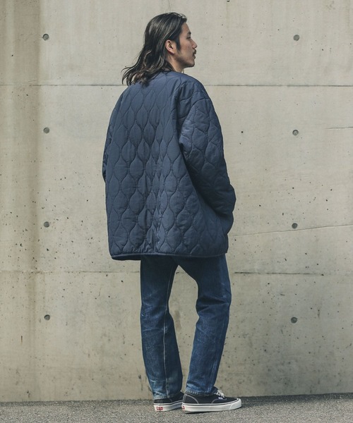 URBAN RESEARCH Sonny Label（アーバンリサーチサニーレーベル）の「キルティングロングジャケット（その他アウター・メンズ・ネイビー/カーキ・MEDIUM/LARGE）」の19枚目の写真