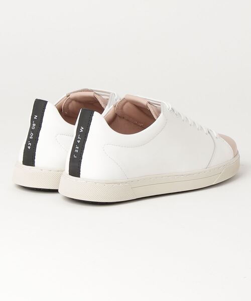 O.T.A(オーティーエー)の「GRAVIERE/グラヴィエール ホワイト ピーチ (UNISEX)(スニーカー・レディース・ホワイト×ライトピンク・36/37/38/39/40/41/42/43)」の2枚目の写真