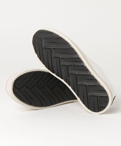 O.T.A(オーティーエー)の「GRAVIERE/グラヴィエール ホワイト ピーチ (UNISEX)(スニーカー・レディース・ホワイト×ライトピンク・36/37/38/39/40/41/42/43)」の3枚目の写真