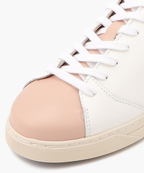O.T.A(オーティーエー)の「GRAVIERE/グラヴィエール ホワイト ピーチ (UNISEX)(スニーカー・レディース・ホワイト×ライトピンク・36/37/38/39/40/41/42/43)」の8枚目の写真