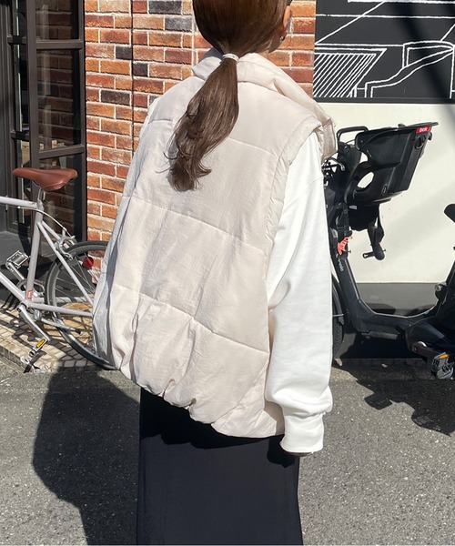 LE MORE(リモア)の「ヴィンテージタフタダウンベスト(ダウンベスト・レディース・ピンク/ブラック/アイボリー・FREE)」の7枚目の写真