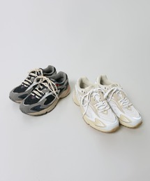Isn't She? | New Balance ML725(スニーカー)
