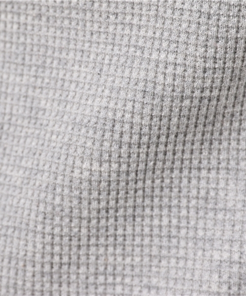 Kastane（カスタネ）の「【Kastane】ワッフルボトルネックプルオーバー（Tシャツ/カットソー・レディース・ピンク/オフホワイト/グレー・FREE）」の8枚目の写真