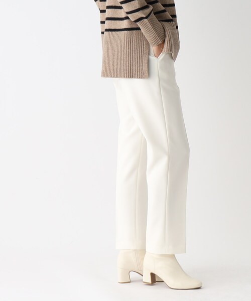 OPAQUE.CLIP（オペークドットクリップ）の「◆ダブルクロスストレッチ シガレットパンツ（その他パンツ・レディース・ブラック/オフホワイト/ブルー/ライトグレー系7/ベージュ系7/ライトオレンジ系1・34/36/38/40/42）」の7枚目の写真