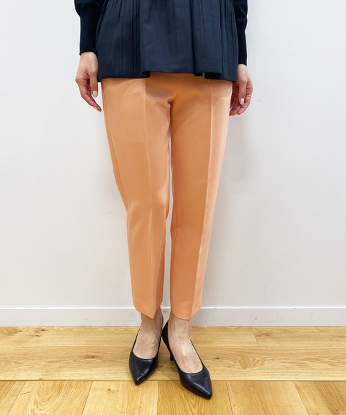 OPAQUE.CLIP（オペークドットクリップ）の「◆ダブルクロスストレッチ シガレットパンツ（その他パンツ・レディース・ブラック/オフホワイト/ブルー/ライトグレー系7/ベージュ系7/ライトオレンジ系1・34/36/38/40/42）」の6枚目の写真