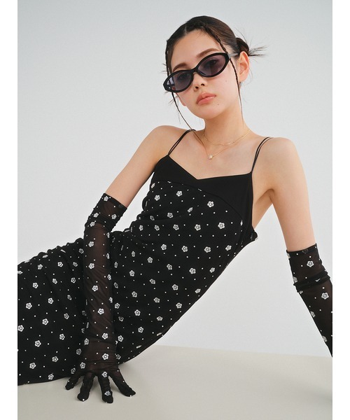 LILY BROWN（リリーブラウン）の「【LILY BROWN×MARY QUANT】デイジーダブルチェーンネックレス（ネックレス・レディース・ホワイト/ブラック・FREE）」の4枚目の写真