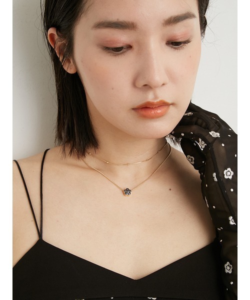 LILY BROWN（リリーブラウン）の「【LILY BROWN×MARY QUANT】デイジーダブルチェーンネックレス（ネックレス・レディース・ホワイト/ブラック・FREE）」の13枚目の写真