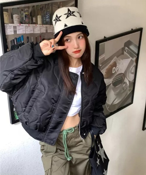 LYEON(リヨン)の「キルティングショートブルゾン(ブルゾン・レディース・グリーン/ブラック・FREE)」の10枚目の写真