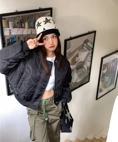 LYEON(リヨン)の「キルティングショートブルゾン(ブルゾン・レディース・グリーン/ブラック・FREE)」の5枚目の写真