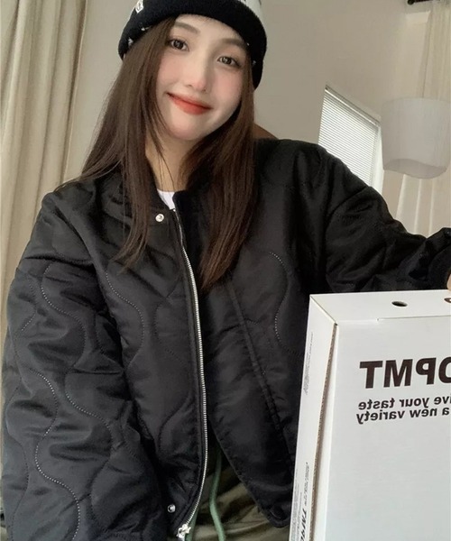 LYEON(リヨン)の「キルティングショートブルゾン(ブルゾン・レディース・グリーン/ブラック・FREE)」の8枚目の写真