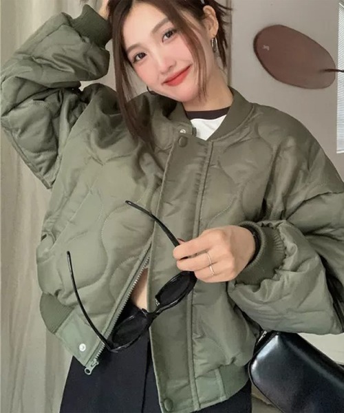 LYEON(リヨン)の「キルティングショートブルゾン(ブルゾン・レディース・グリーン/ブラック・FREE)」の20枚目の写真