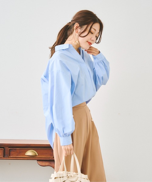 Chez toi(シェトワ)の「BACKギャザースキッパーシャツ(シャツ/ブラウス・レディース・ホワイト/オフホワイト/サックスブルー/ピンク・FREE)」の8枚目の写真