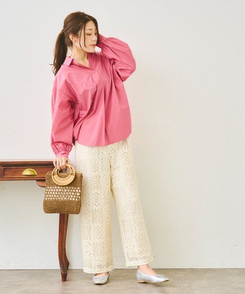 Chez toi(シェトワ)の「BACKギャザースキッパーシャツ(シャツ/ブラウス・レディース・ホワイト/オフホワイト/サックスブルー/ピンク・FREE)」の13枚目の写真