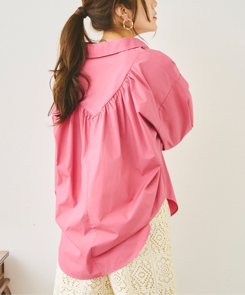Chez toi(シェトワ)の「BACKギャザースキッパーシャツ(シャツ/ブラウス・レディース・ホワイト/オフホワイト/サックスブルー/ピンク・FREE)」の12枚目の写真