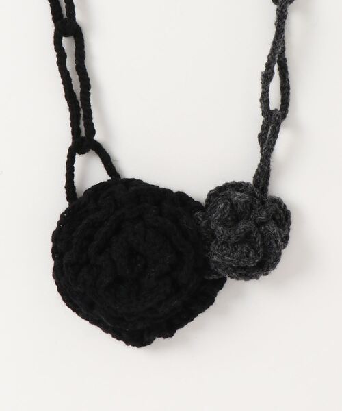 Plantation（プランテーション）の「クロシェフラワーアクセ / ネックレス / (O)（ネックレス・レディース・オフホワイト/ブラック・FREE）」の2枚目の写真