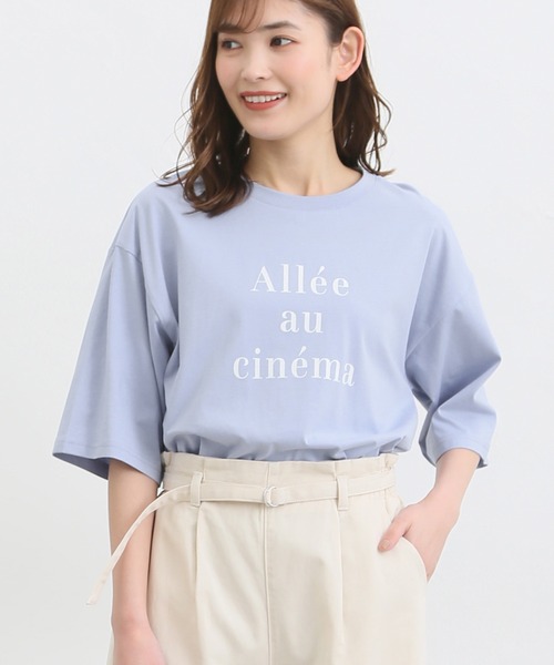 Honeys(ハニーズ)の「ロゴプリントTシャツ(Tシャツ/カットソー・レディース・オートミール/ブルー/ネイビー/ブラック/ホワイト・L/LL/S/M)」の5枚目の写真