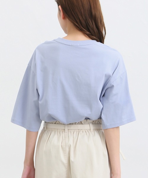 Honeys(ハニーズ)の「ロゴプリントTシャツ(Tシャツ/カットソー・レディース・オートミール/ブルー/ネイビー/ブラック/ホワイト・L/LL/S/M)」の7枚目の写真