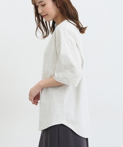 Honeys(ハニーズ)の「ロゴプリントTシャツ(Tシャツ/カットソー・レディース・オートミール/ブルー/ネイビー/ブラック/ホワイト・L/LL/S/M)」の13枚目の写真