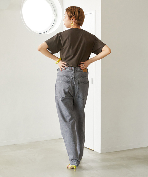 VERMEIL par iena（ヴェルメイユパーイエナ）の「【NEEDBY/二―ドバイ】HERITAGE 80's tony（デニムパンツ・レディース・ネイビー/チャコールグレー・28/27/26）」の13枚目の写真