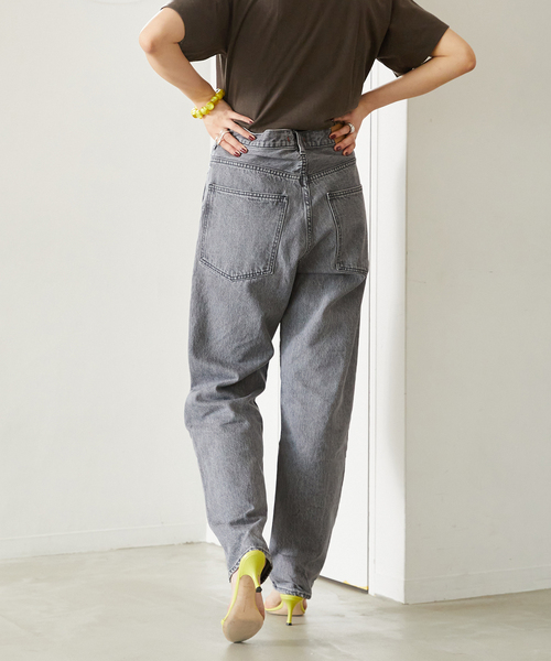 VERMEIL par iena（ヴェルメイユパーイエナ）の「【NEEDBY/二―ドバイ】HERITAGE 80's tony（デニムパンツ・レディース・ネイビー/チャコールグレー・28/27/26）」の16枚目の写真