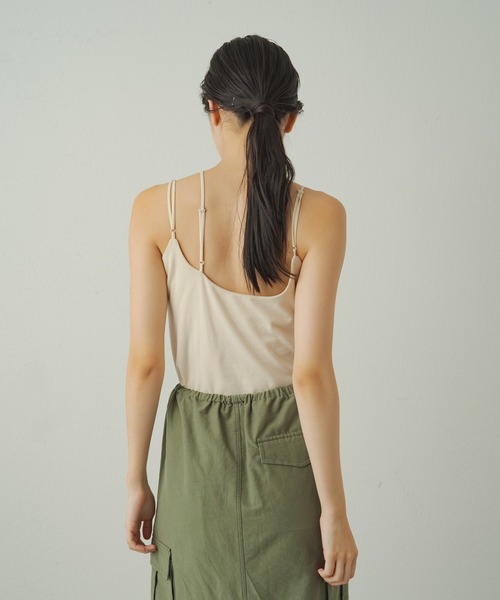 earthy(アーシー)の「【抗菌防臭】オーガニックコットンカップ付き3ストラップキャミソール(キャミソール・レディース・ホワイト/グレー/オフホワイト/ブラック/キャメル・S/M/L)」の6枚目の写真