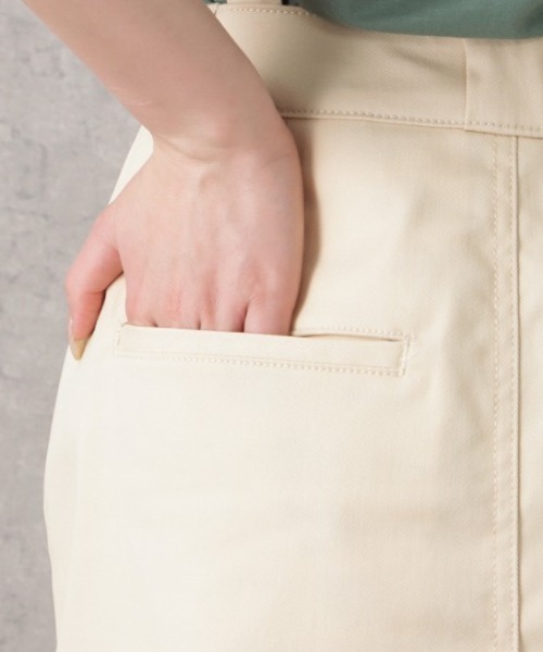 Dickies（ディッキーズ）の「Dickies ディッキーズ サスペンダー付きタイトスカート（スカート・レディース・ライトブラウン/ブラック/ネイビー/アイボリー・L/M）」の21枚目の写真