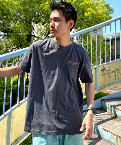 RVCA（ルーカ）の「RVCA/ルーカ ドラゴン オーバーサイズ バックプリントTシャツ/半袖Tシャツ BD041-280（Tシャツ/カットソー・メンズ・ブラック/ホワイト・M/XL/L/S）」の9枚目の写真
